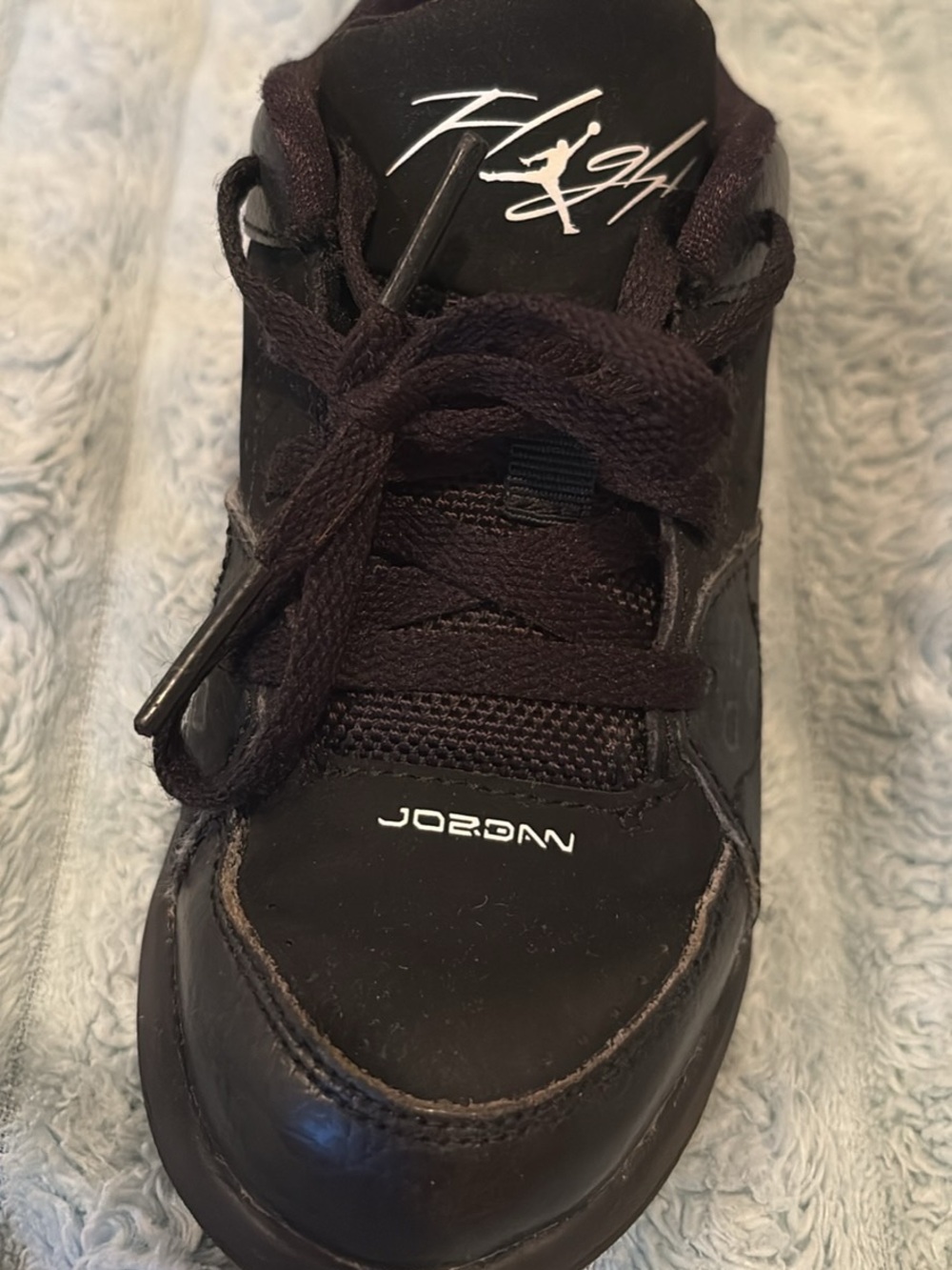 Jordan Black Low-Top Sneakers, for very young children or just small feet - Picture 9 of 10